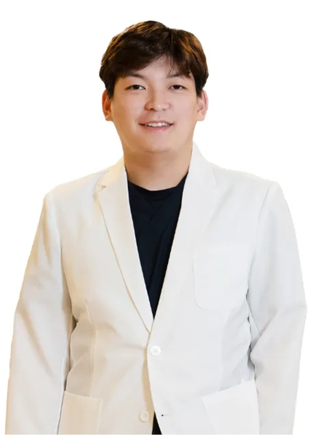 이세한 원장 | 치과보철과 전문의